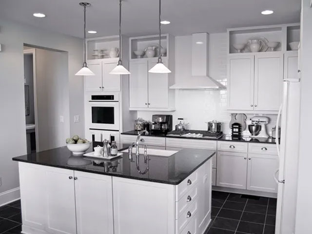Modern kitchen remodel by Diaz Remodeling in Dallas, TX